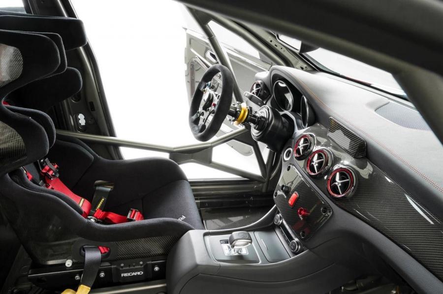  Mercedes-Benz CLA45 AMG Racing Series Concept 2013 года  (фото 21 из 22)